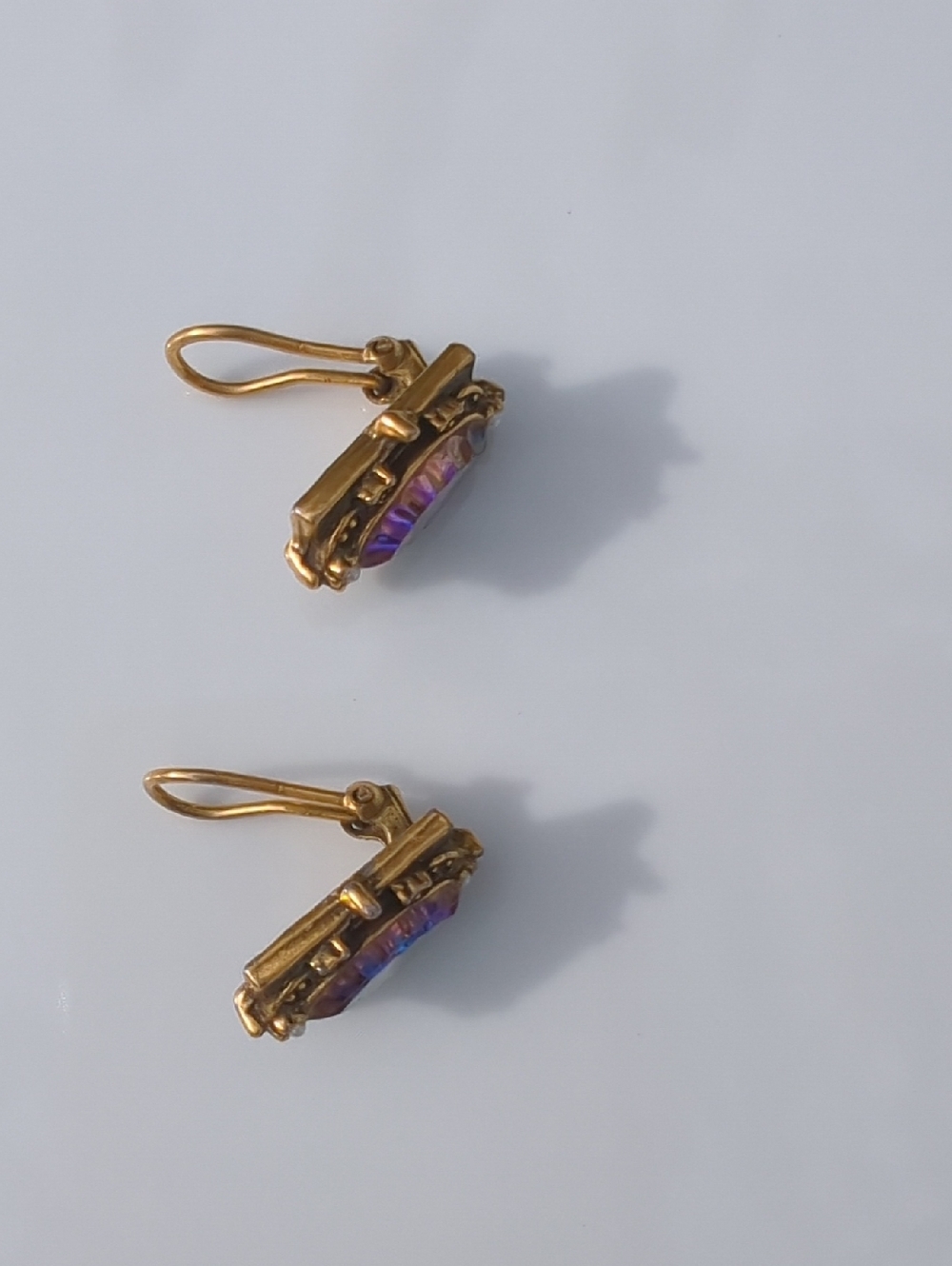 Vintage Signed TARA Aurora Borealis Crystal Clip-On Earrings - Marquise Cut - Picture 4 of 7